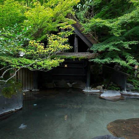 Kurokawa Onsen Oku no Yu Hotel Minamioguni Bagian luar foto