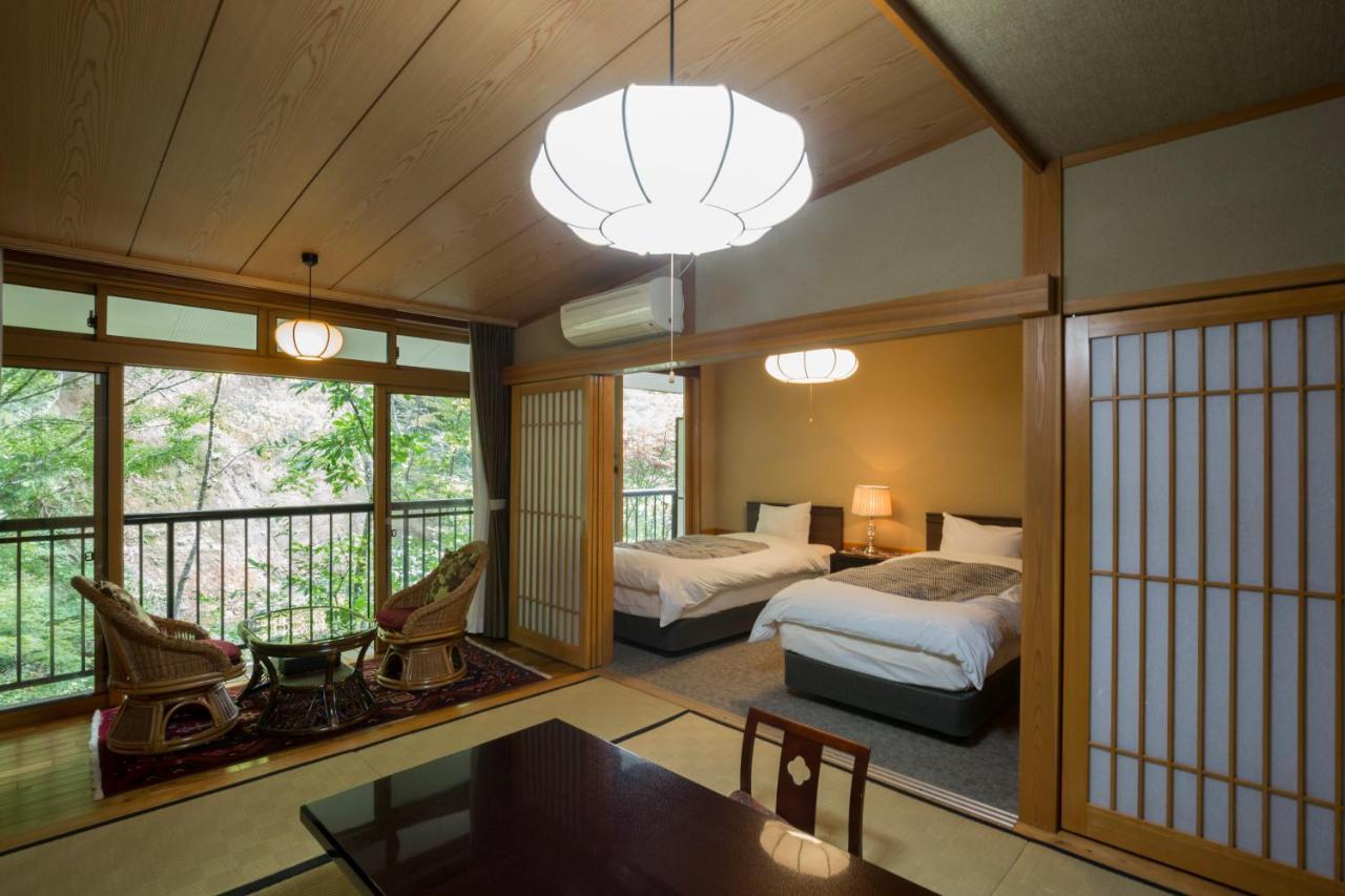 Kurokawa Onsen Oku no Yu Hotel Minamioguni Bagian luar foto