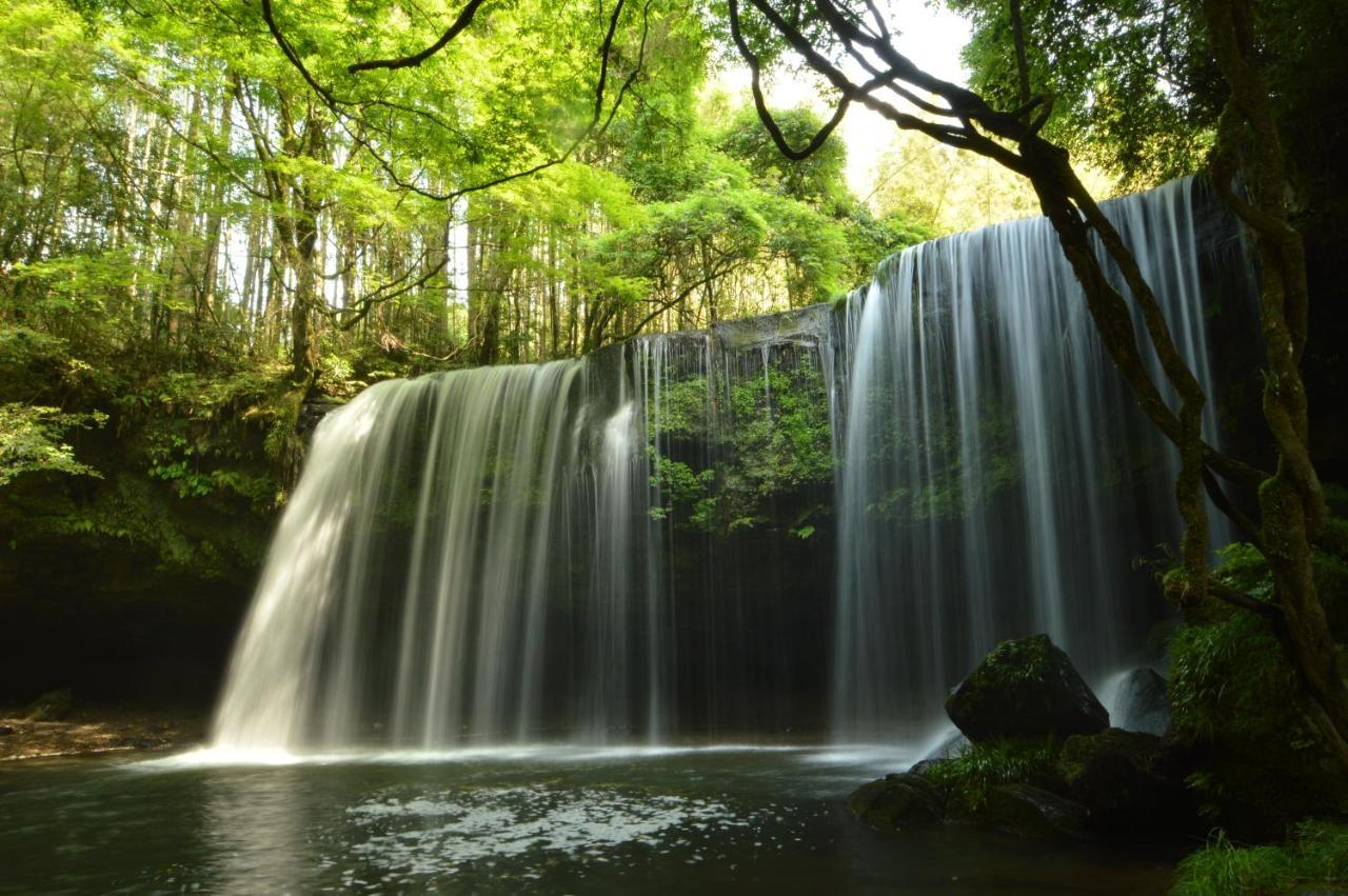 Kurokawa Onsen Oku no Yu Hotel Minamioguni Bagian luar foto
