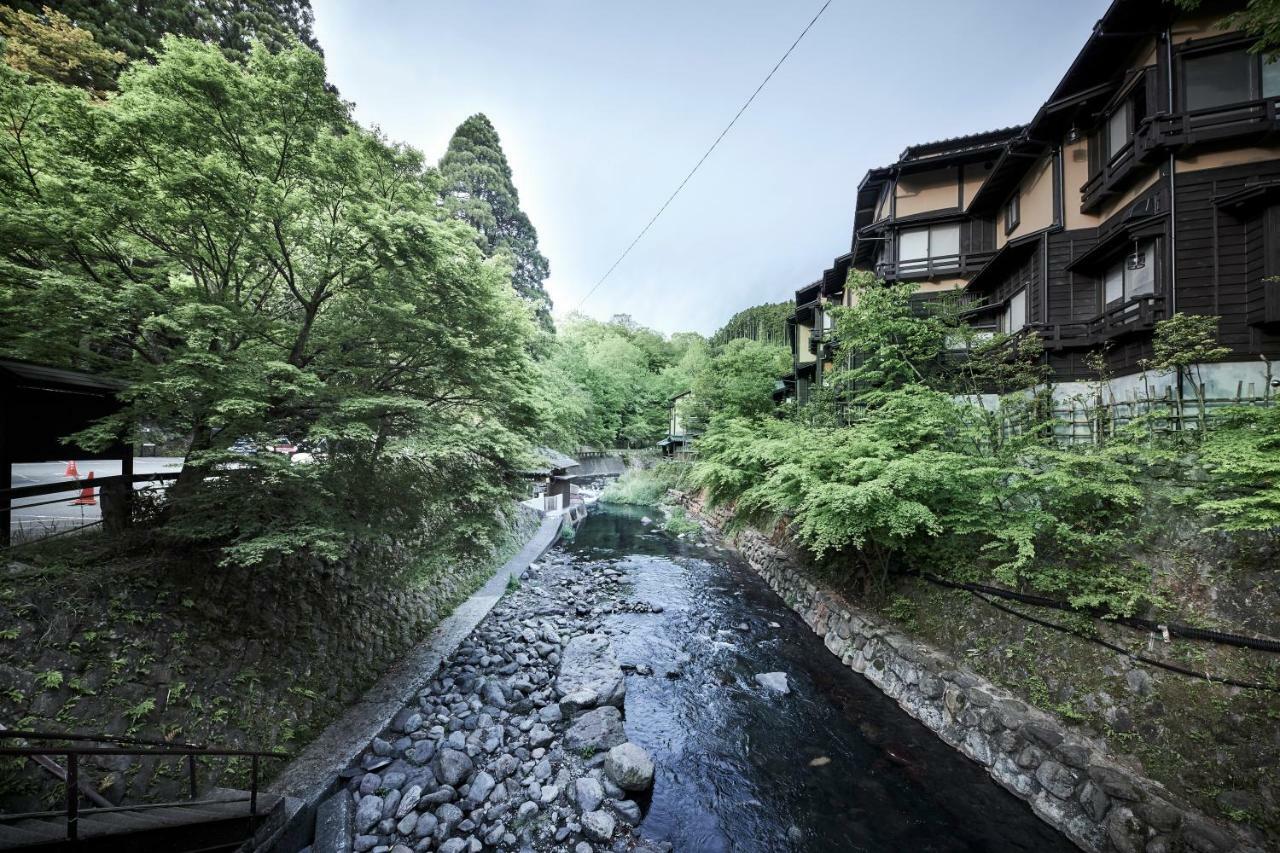 Kurokawa Onsen Oku no Yu Hotel Minamioguni Bagian luar foto