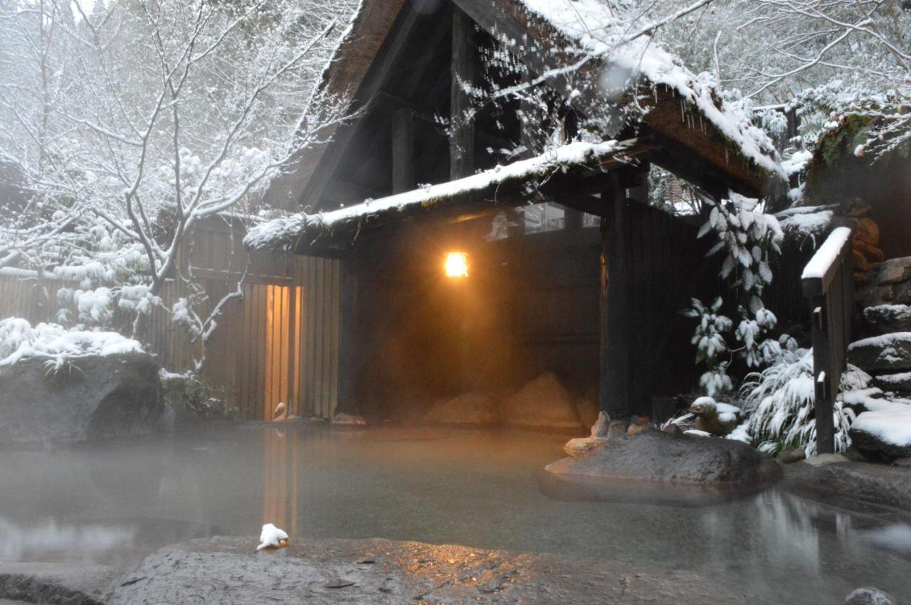 Kurokawa Onsen Oku no Yu Hotel Minamioguni Bagian luar foto